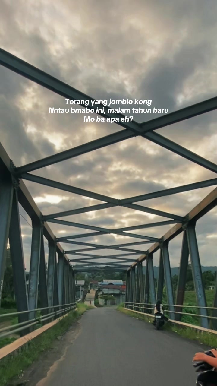 @Menyukai anda🍂