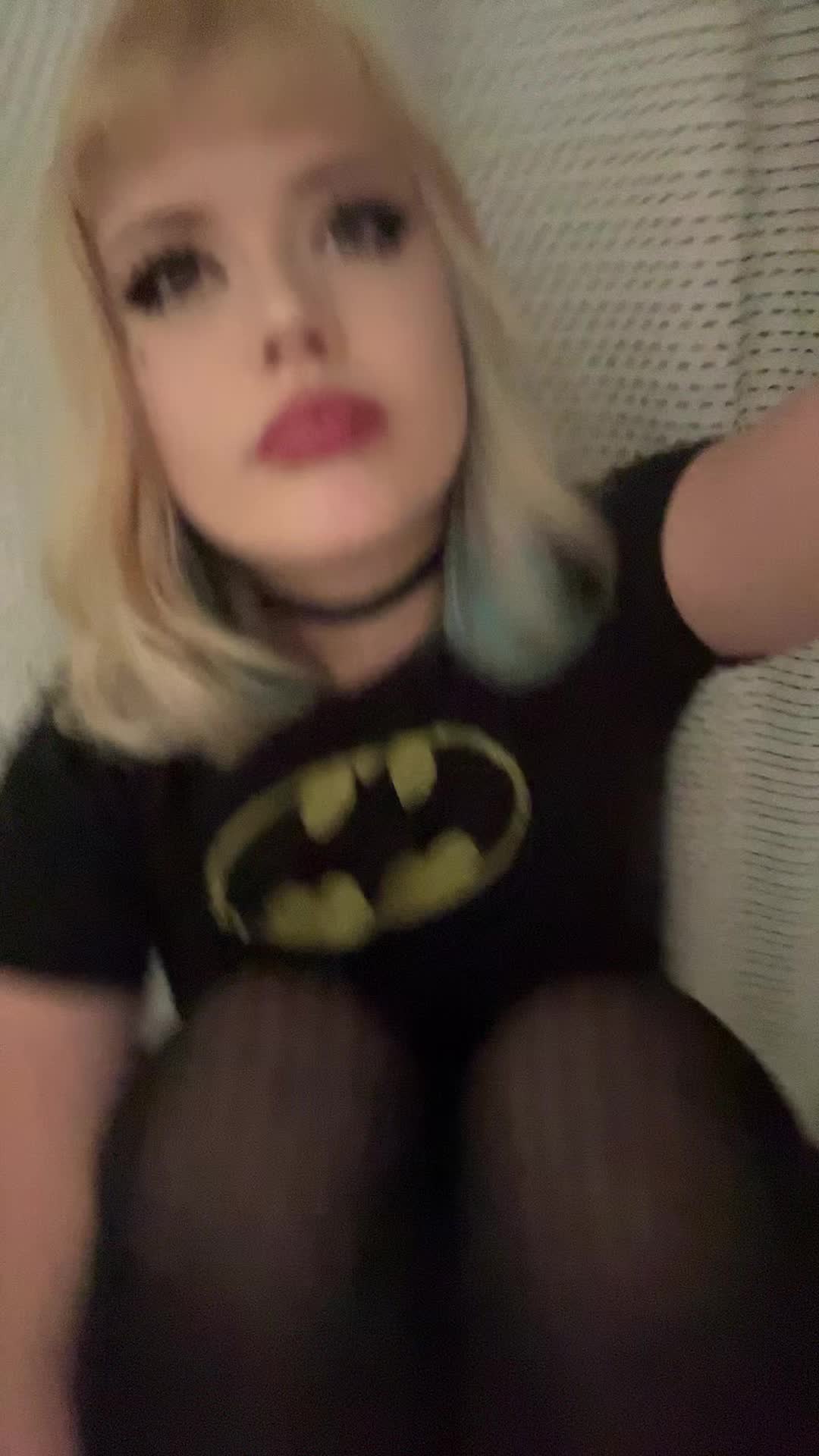 @✧・゚: *✧ emma rose ✧*:・゚✧