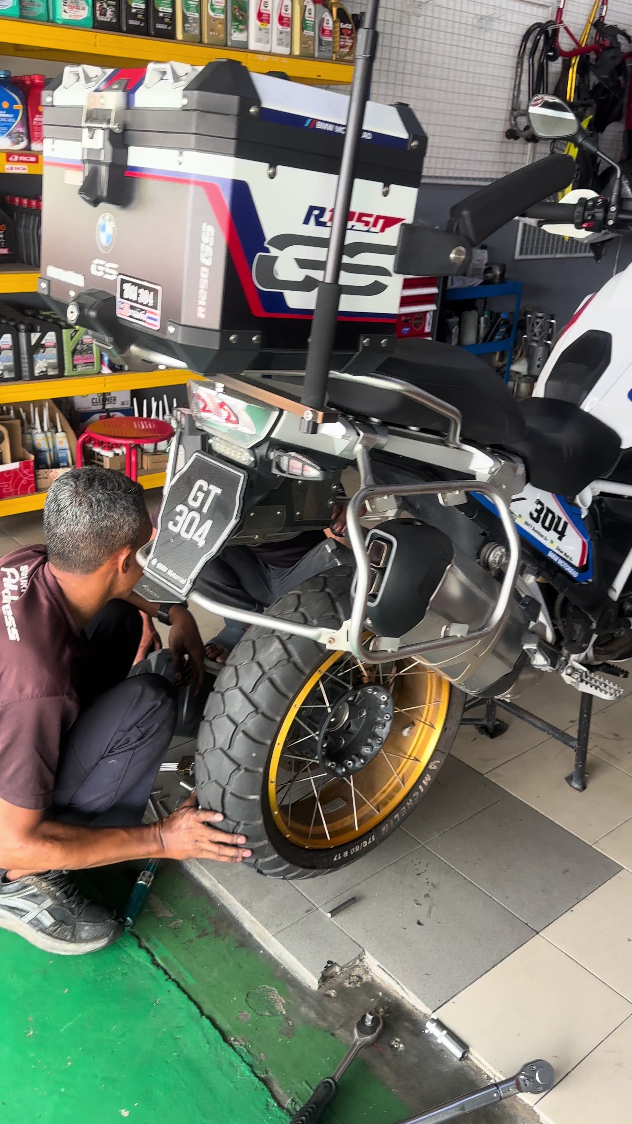 @TR MOTORSPORT