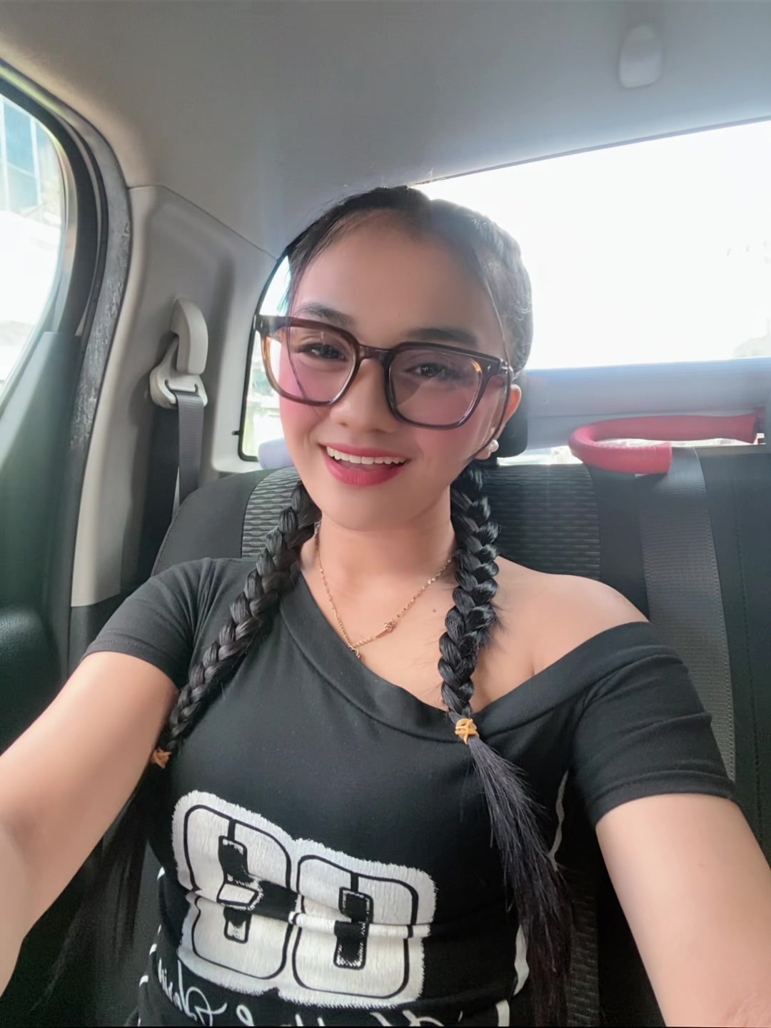 @Itsmejheniveve