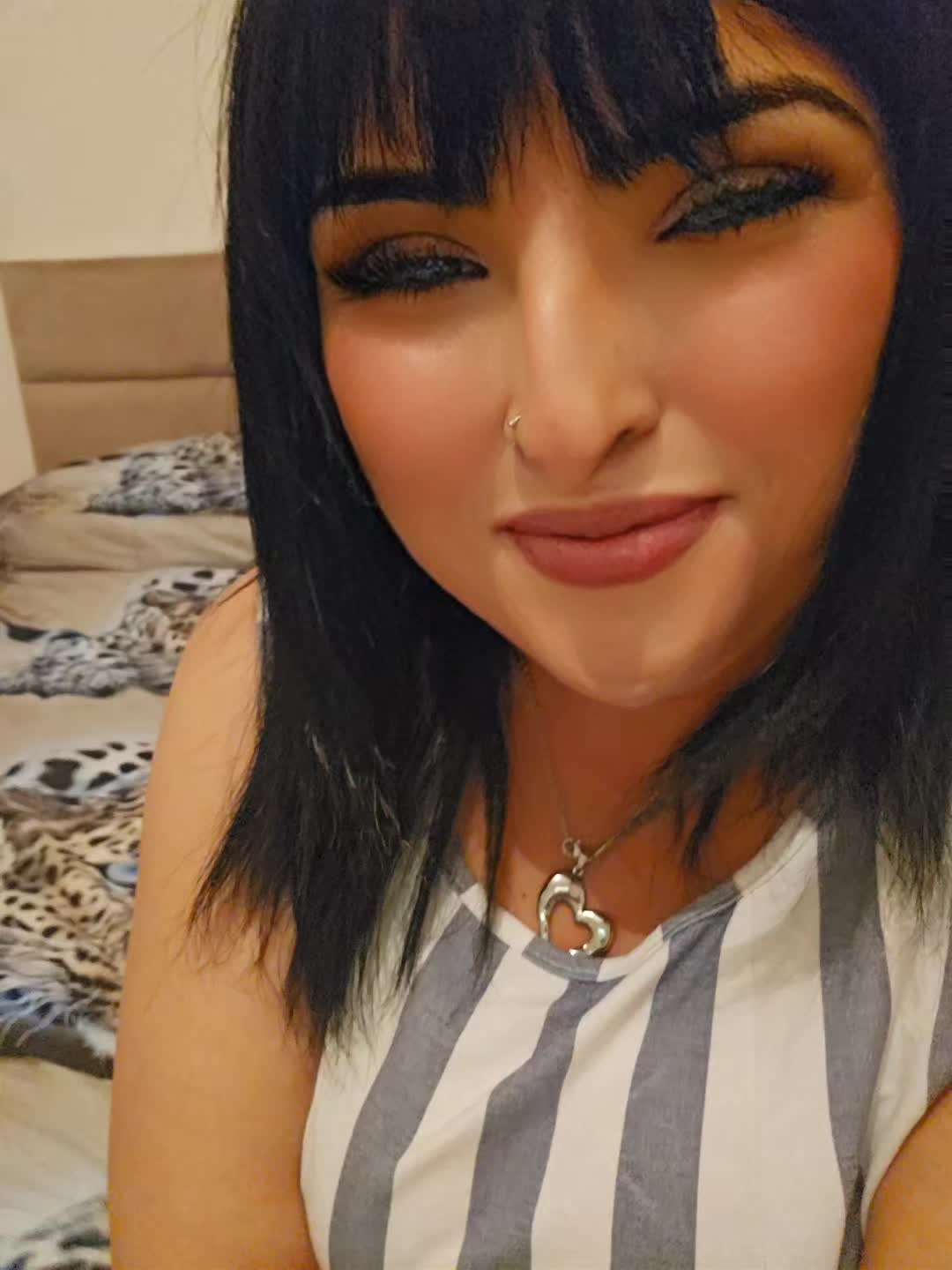 @sabrina