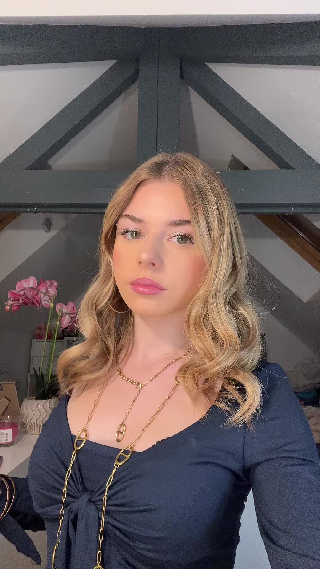 @𝐂𝐚𝐦𝐢𝐥𝐥𝐞