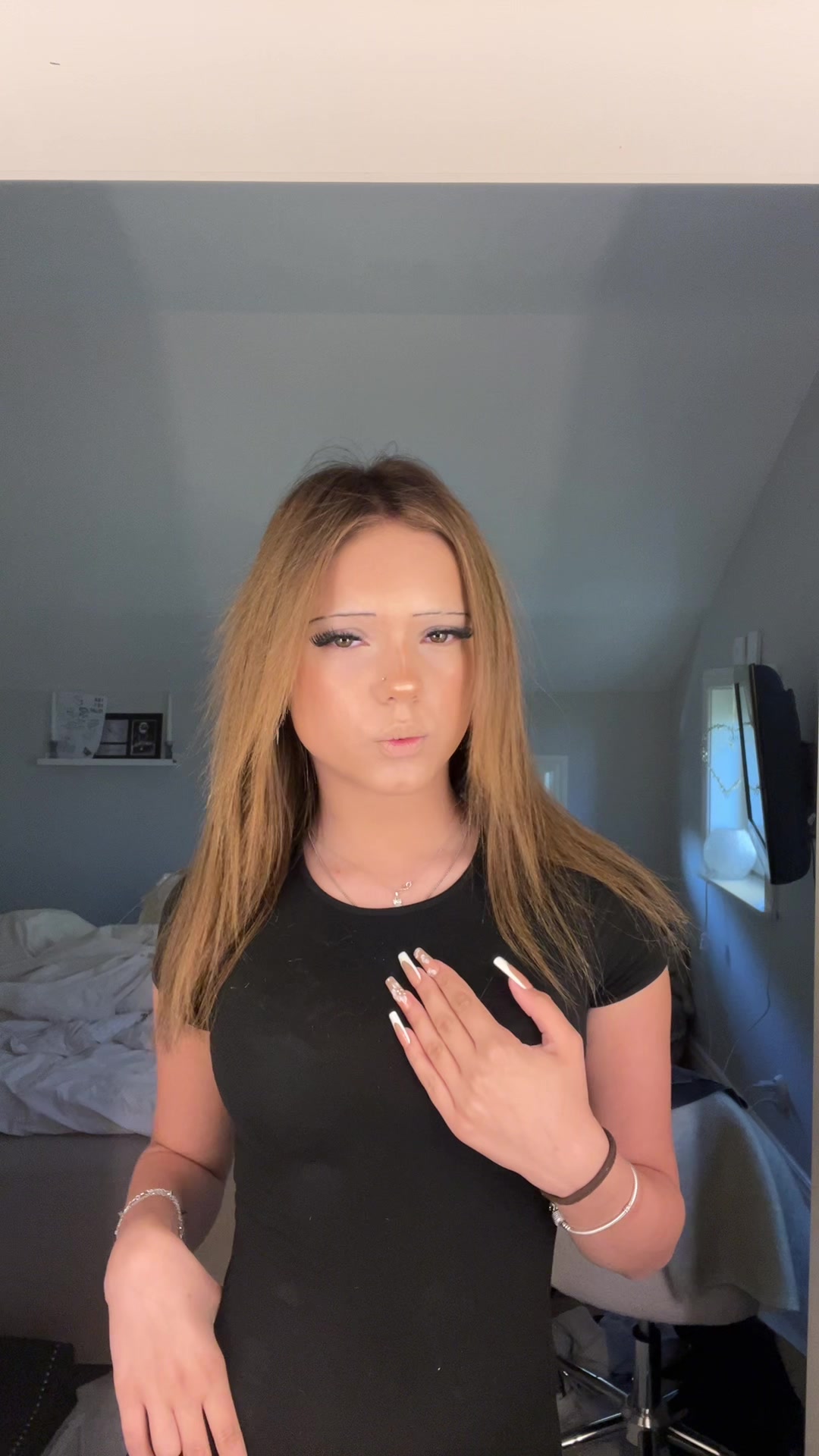 @𝔭𝔦𝔩𝔢𝔞🦇