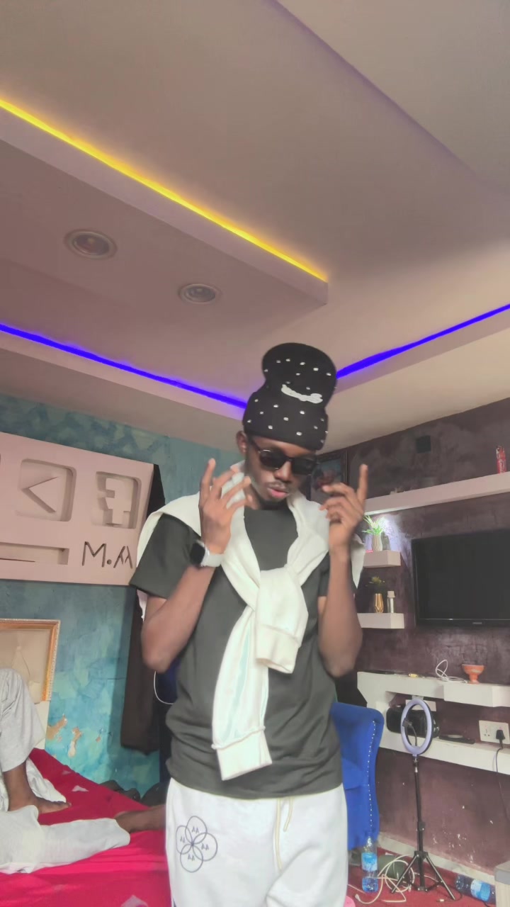 @Aliyu A.M.🎬