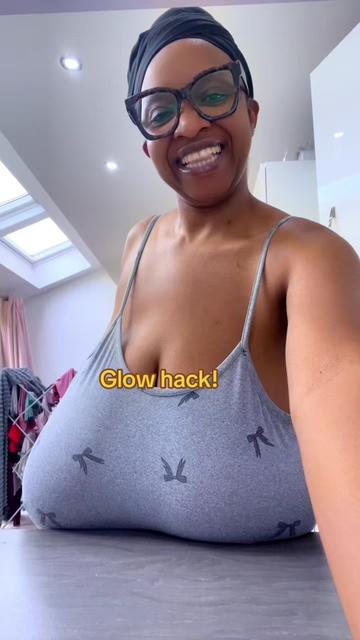 @ruerue_angela