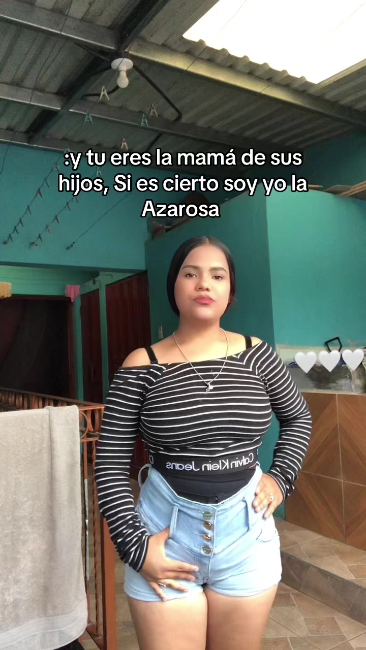 @Ela🦦