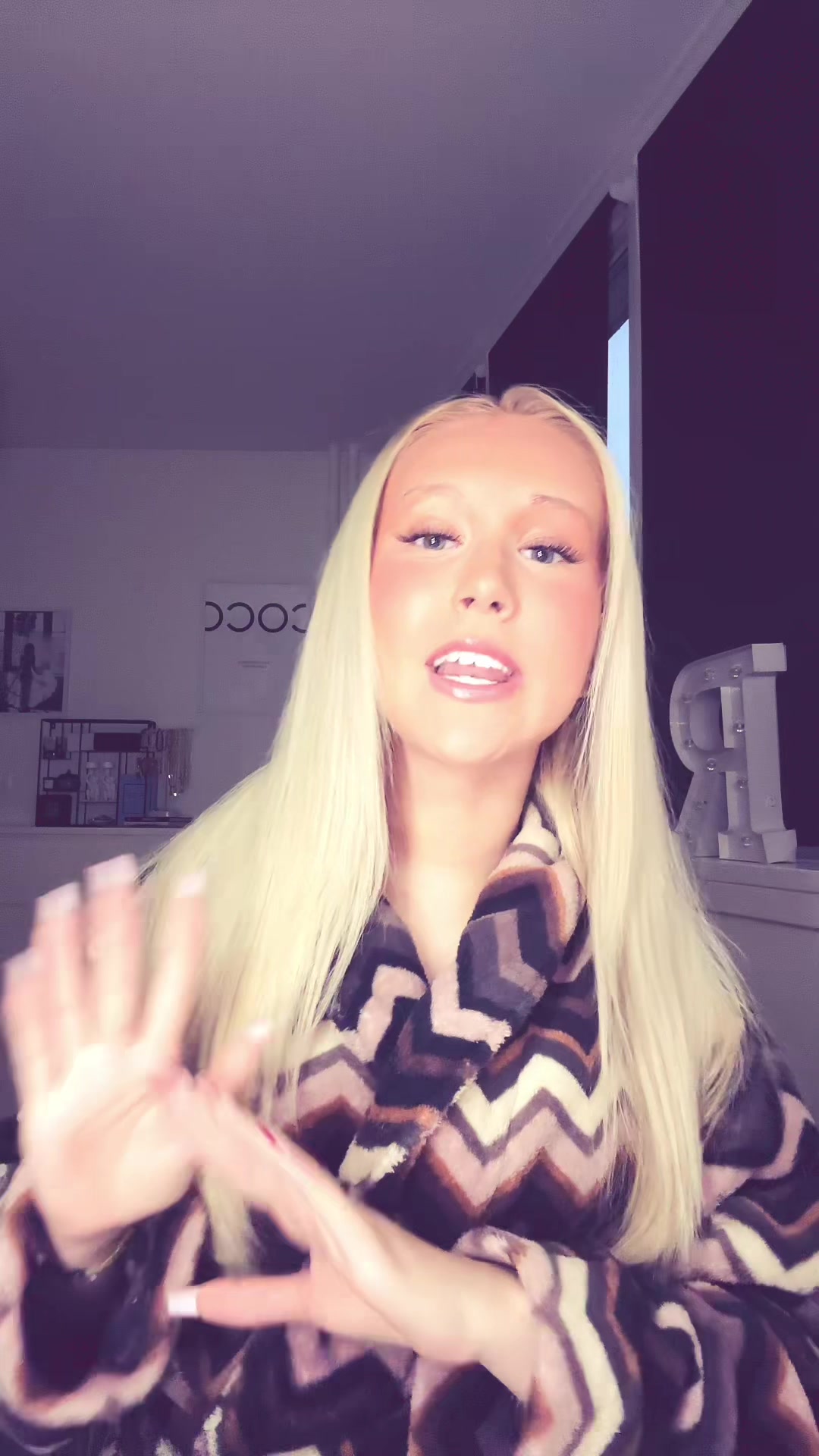 @dinrebecca1
