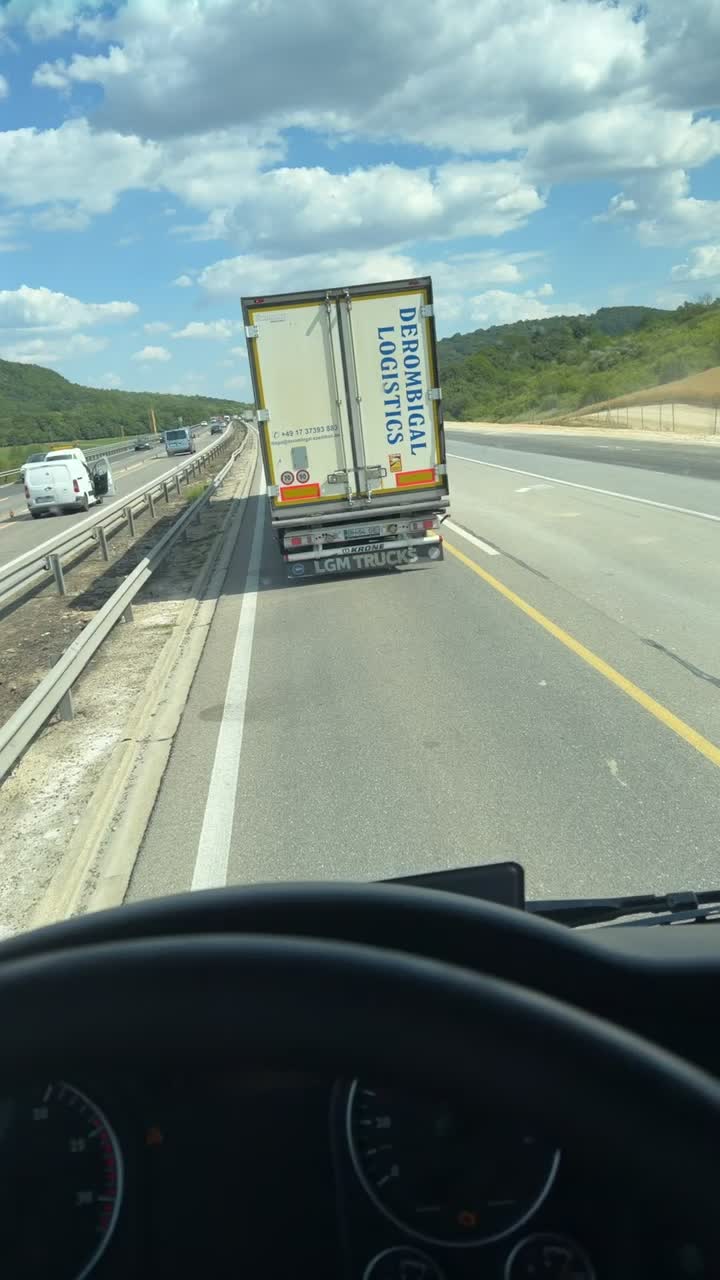 @Andorrr