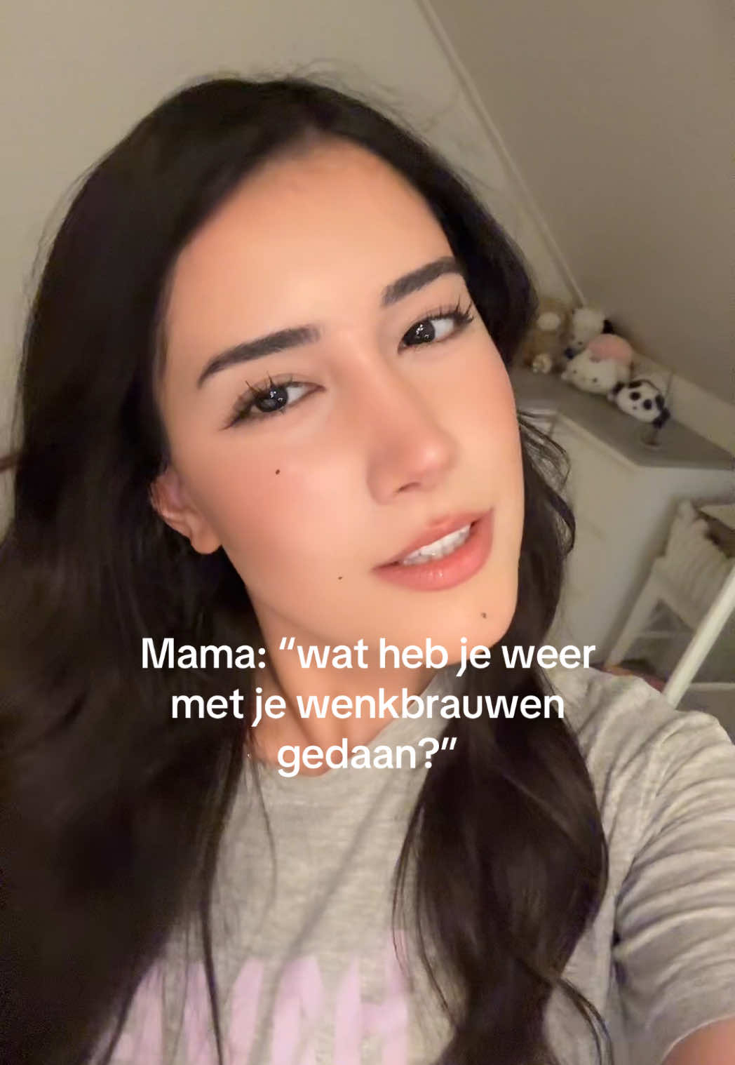 @Ebi