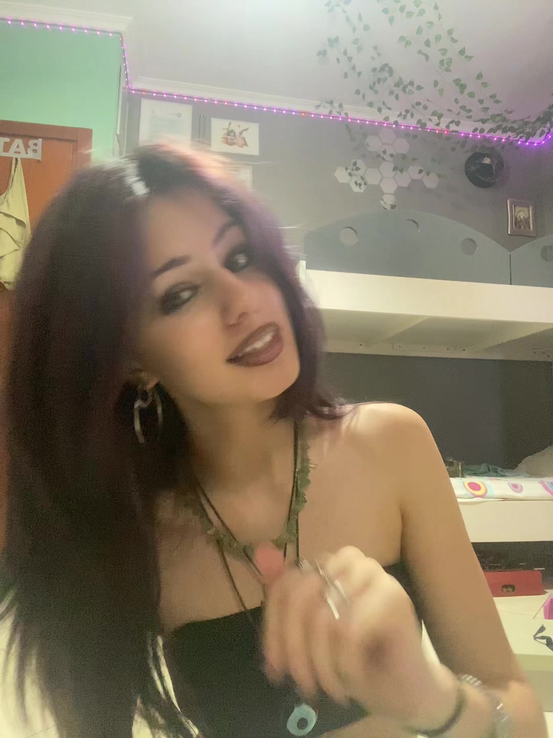 @𝕸𝖞𝖗𝖙𝖆𝖑𝖎