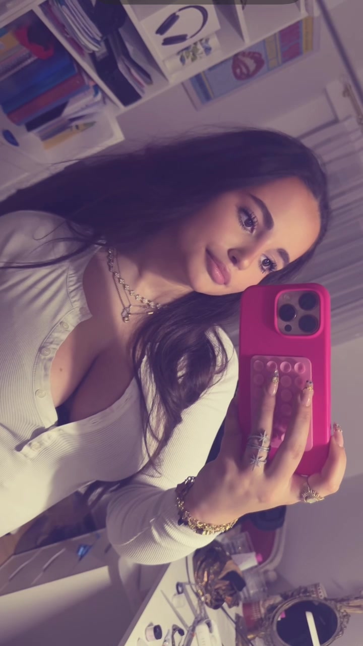 @alexia
