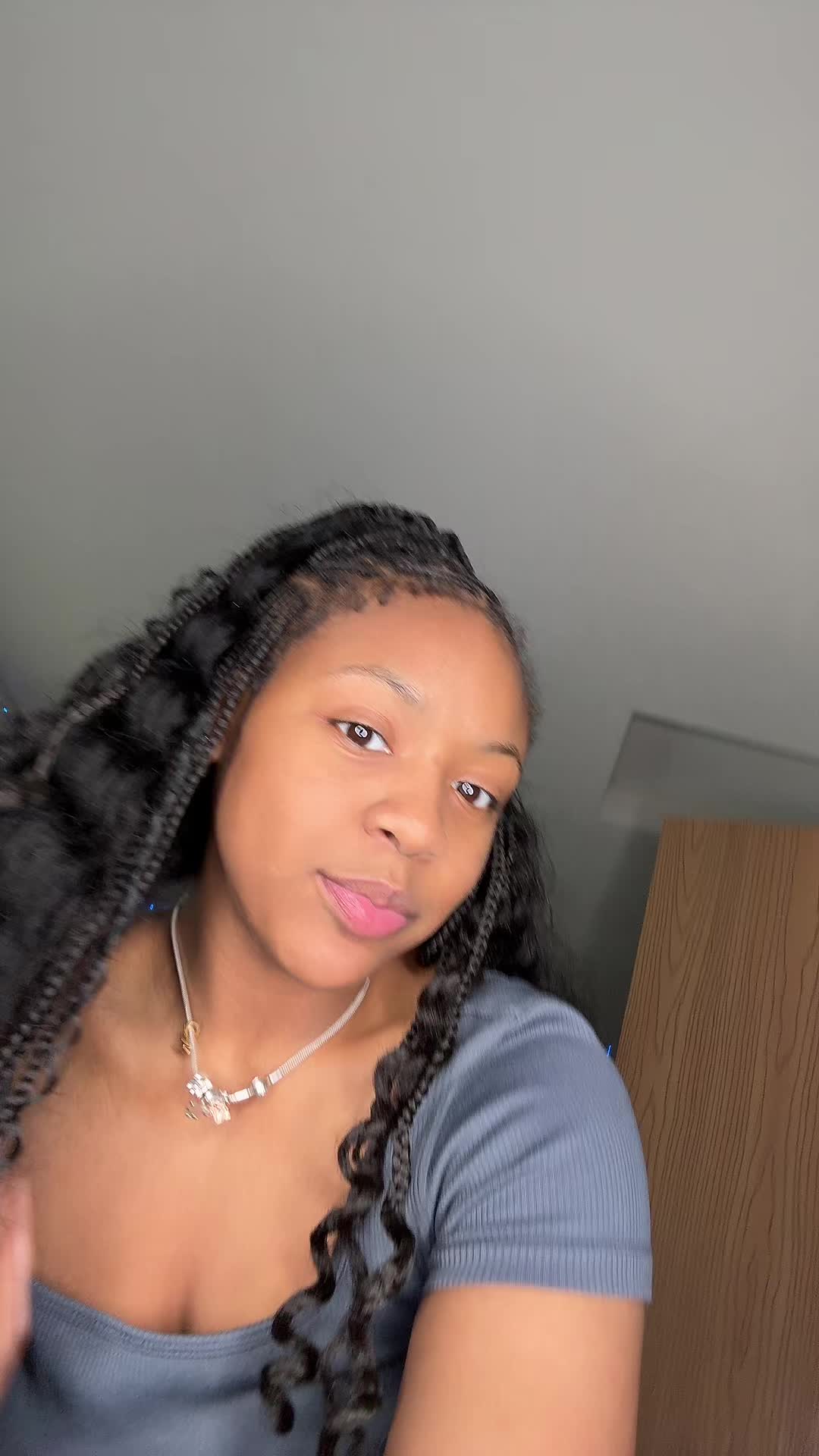 @6figureeshaa