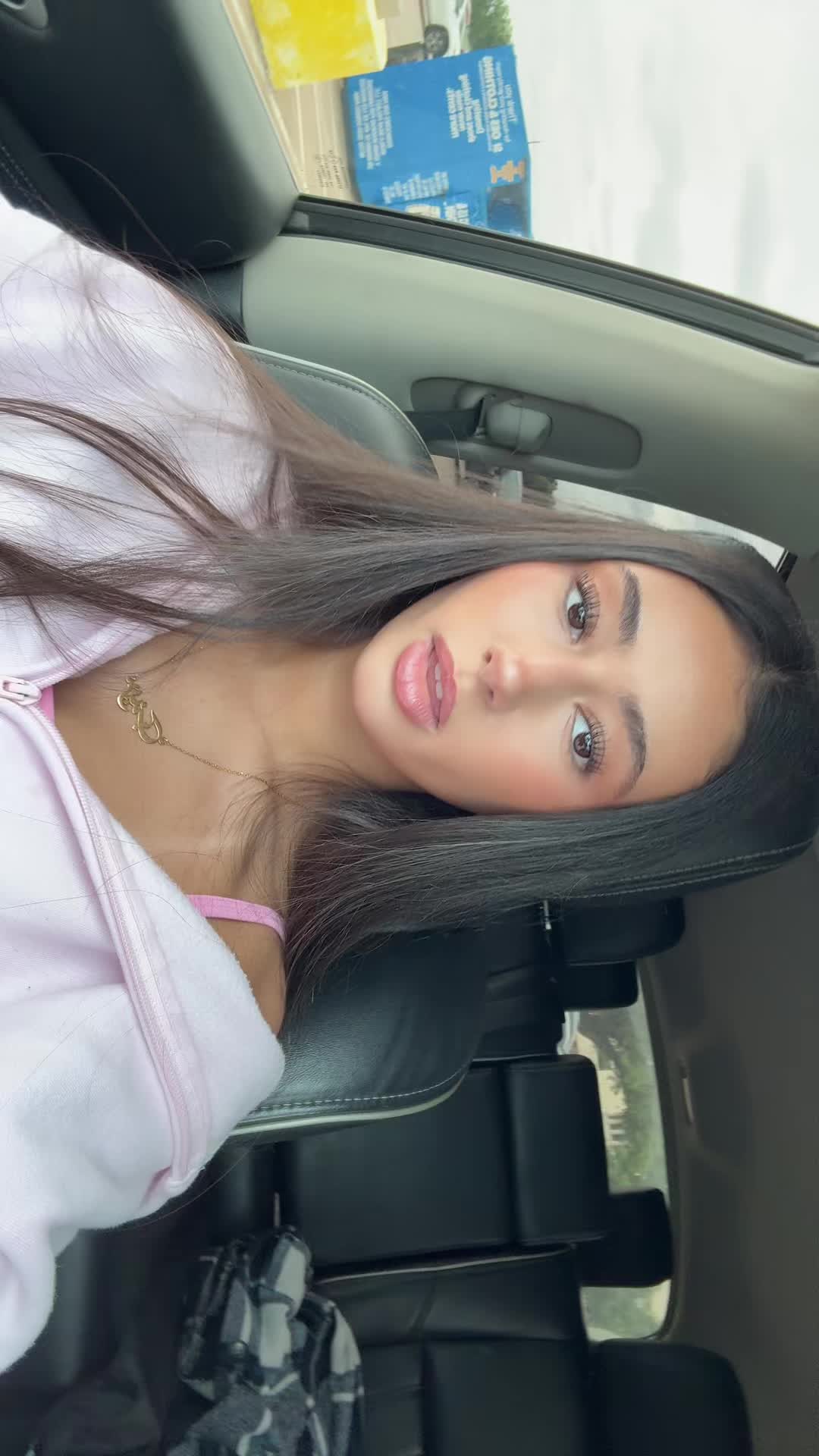 @zayneb