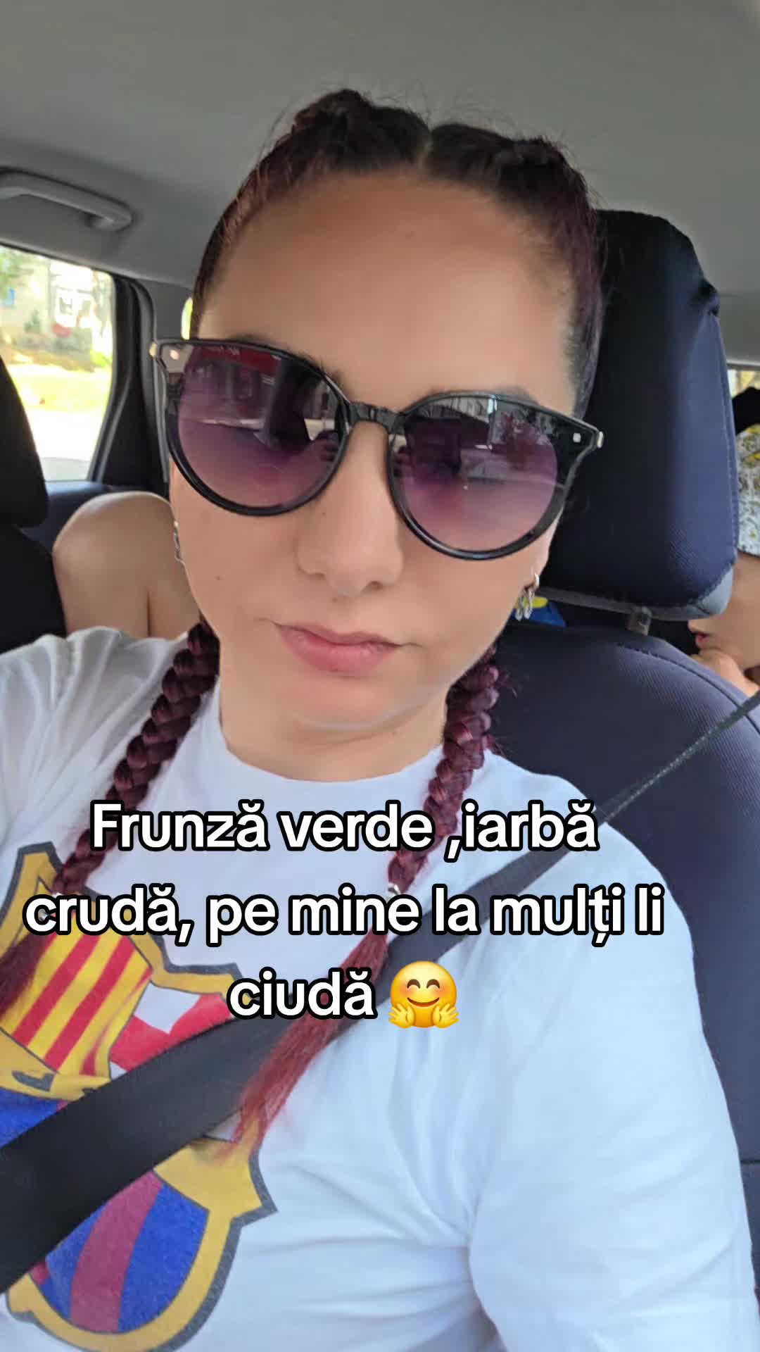 @georgiana_moldovan_90