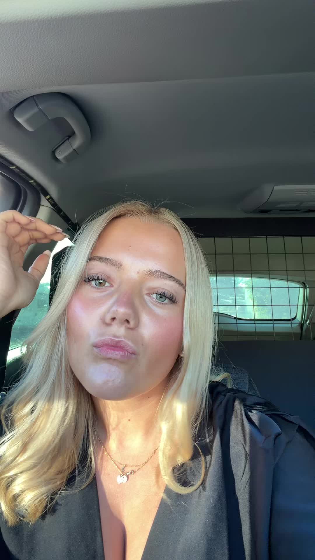@&Auml;ngla❤️