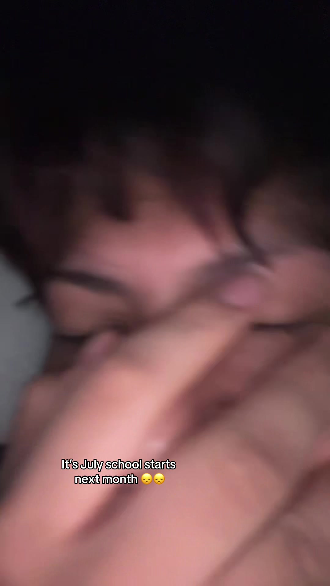 @Luis