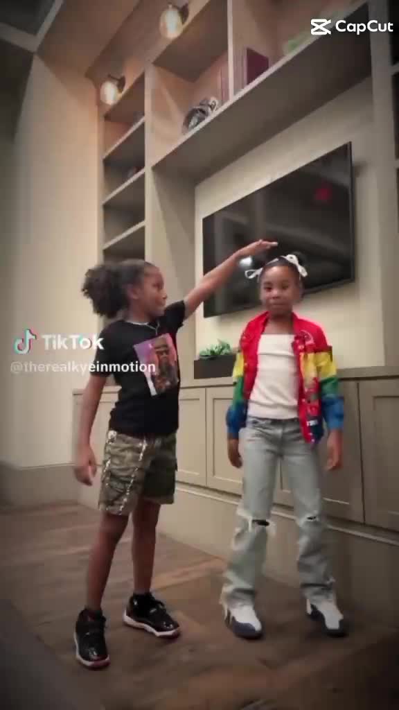 @lanilove_