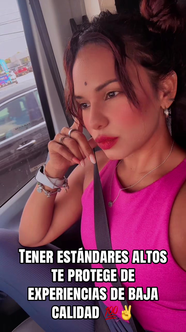 @caradelis7