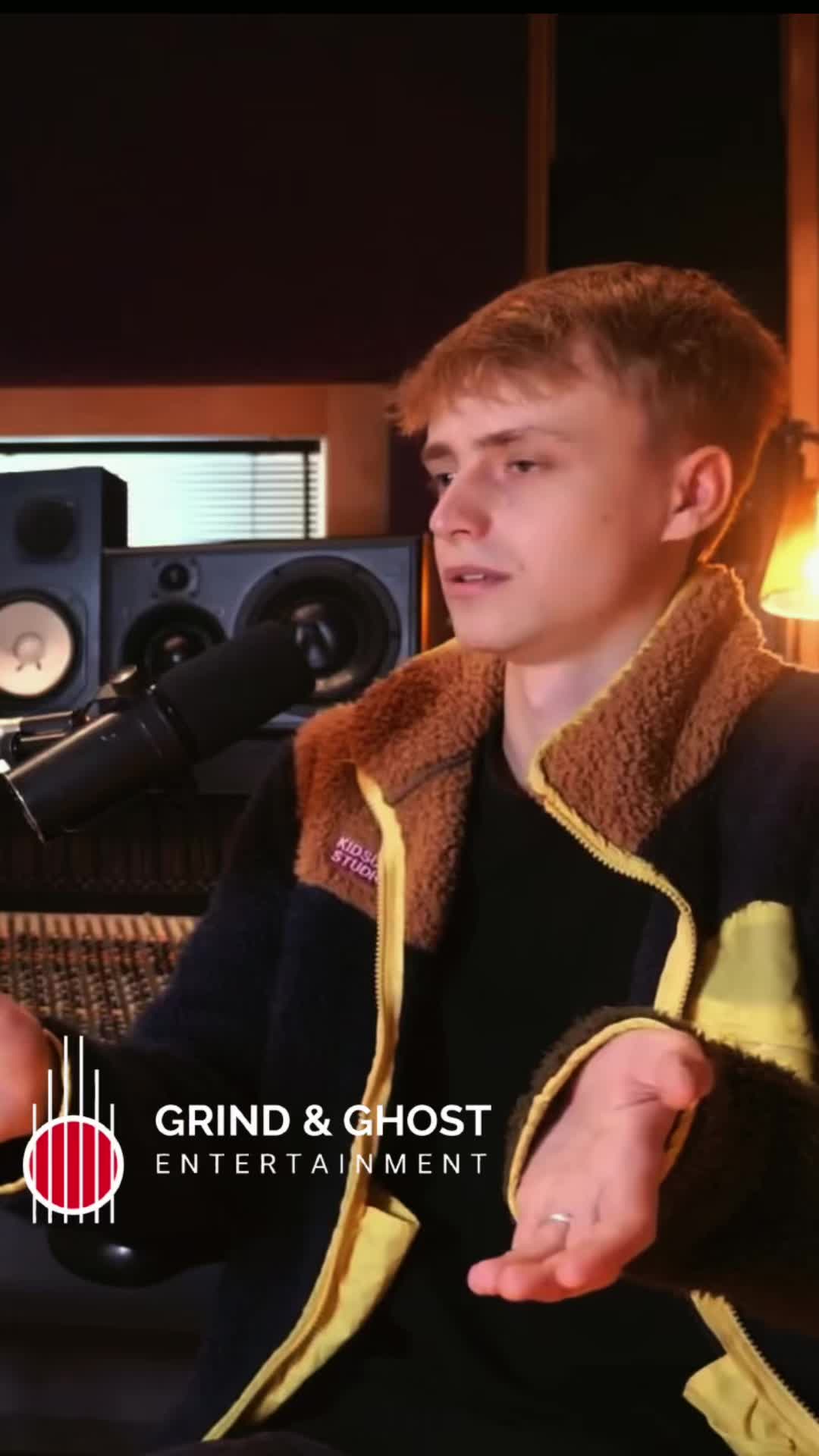 @G N G