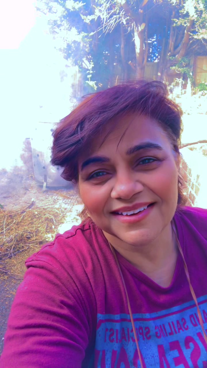 @Roohi KhanUK