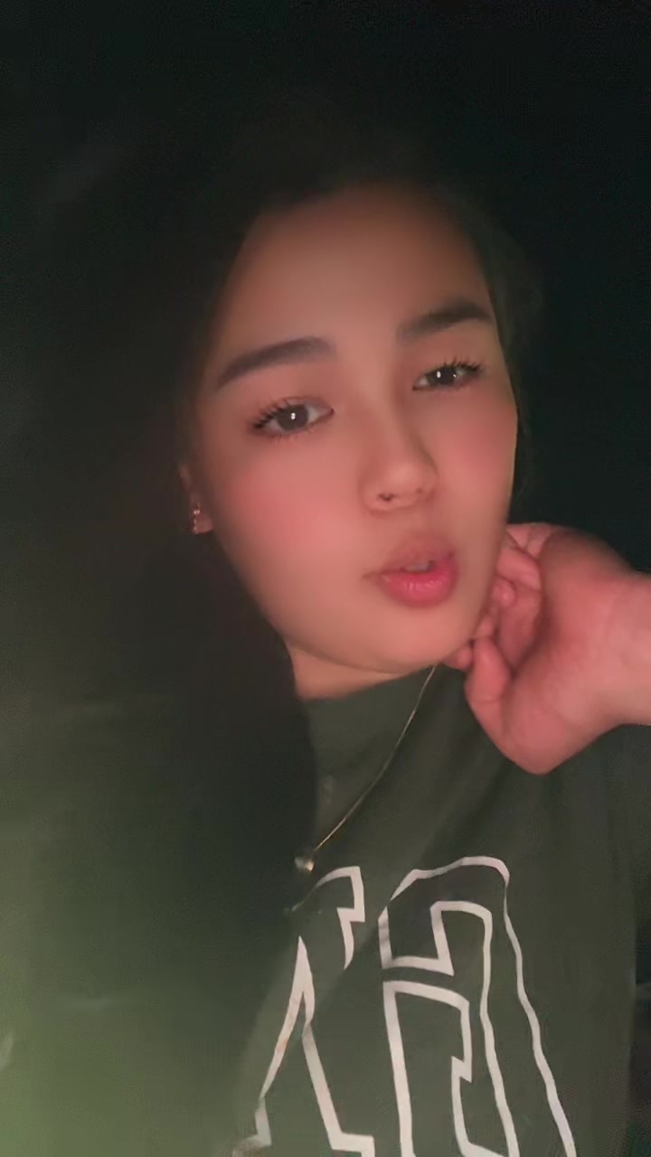 @Nuriza 🖇️