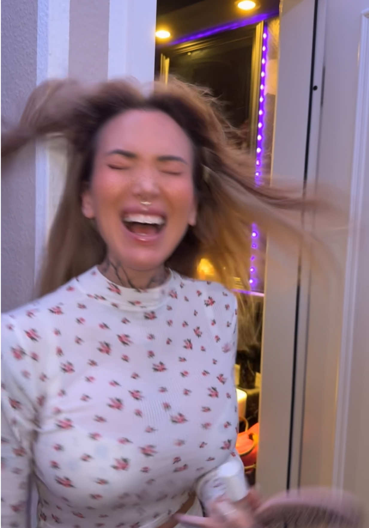 @c&epsilon;ʟıп&epsilon;