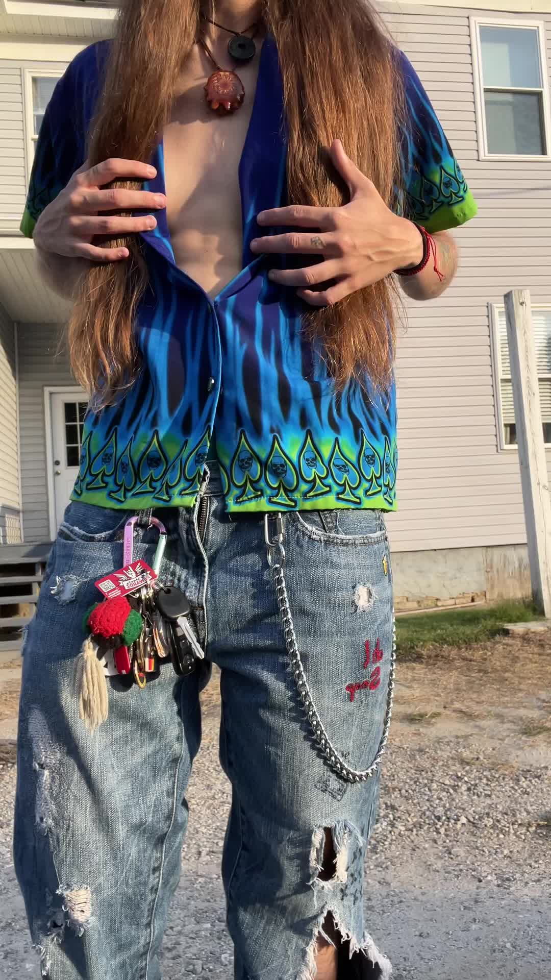 @ca⛓️en