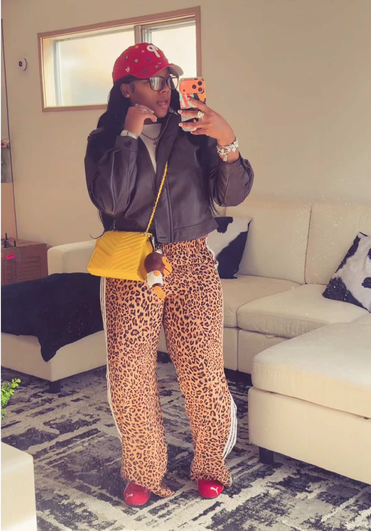 @KhyaWhya