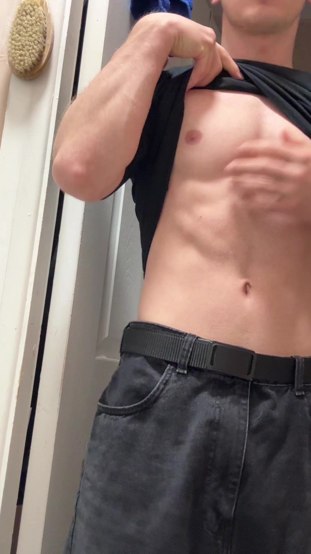 @Angolzi
