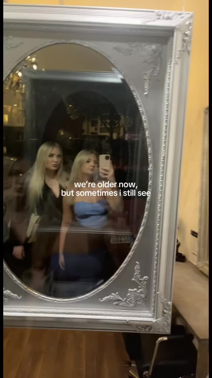 @Emma🦋