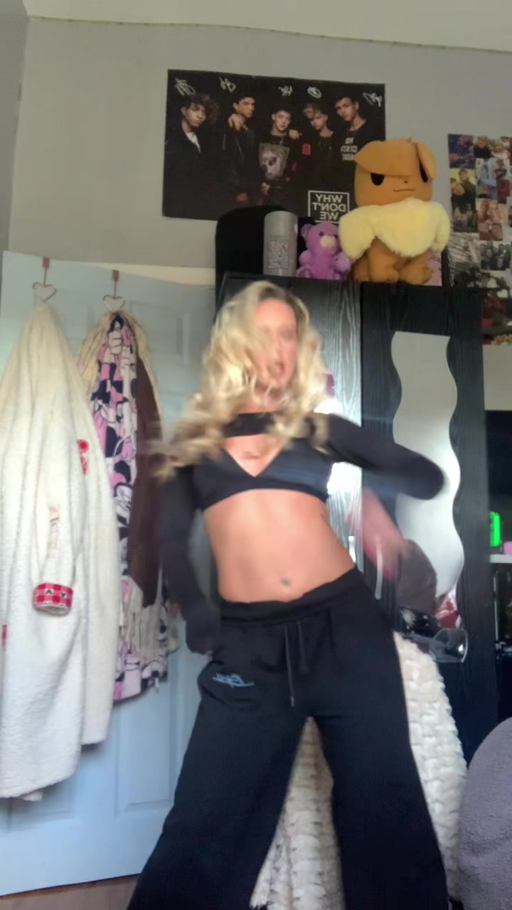 @Abi<3