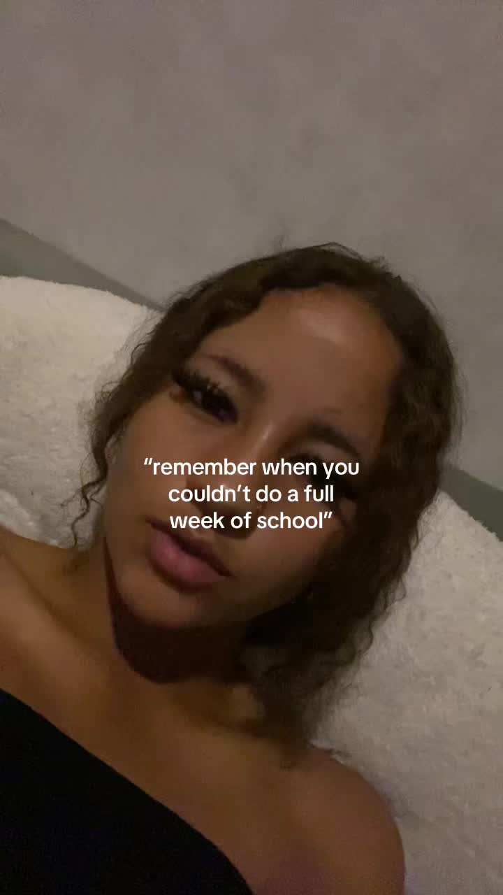 @👻