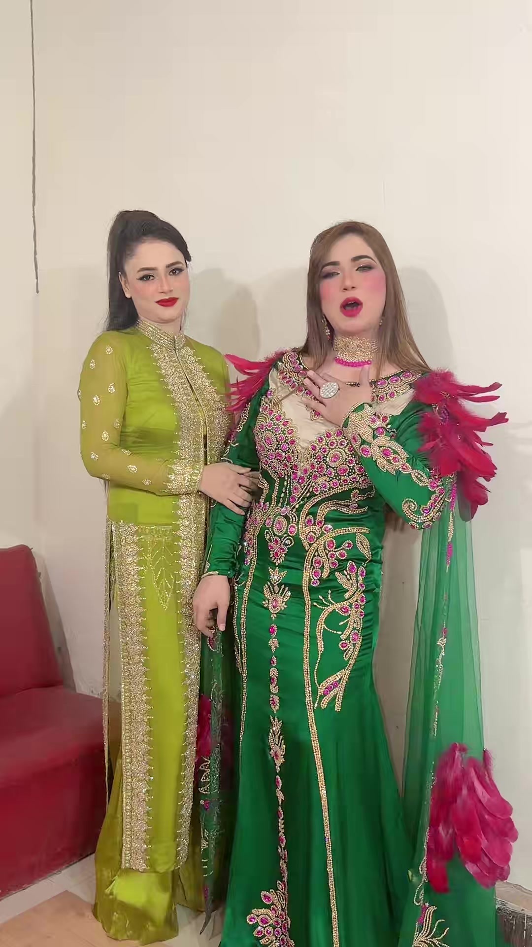 @Nishakhan official