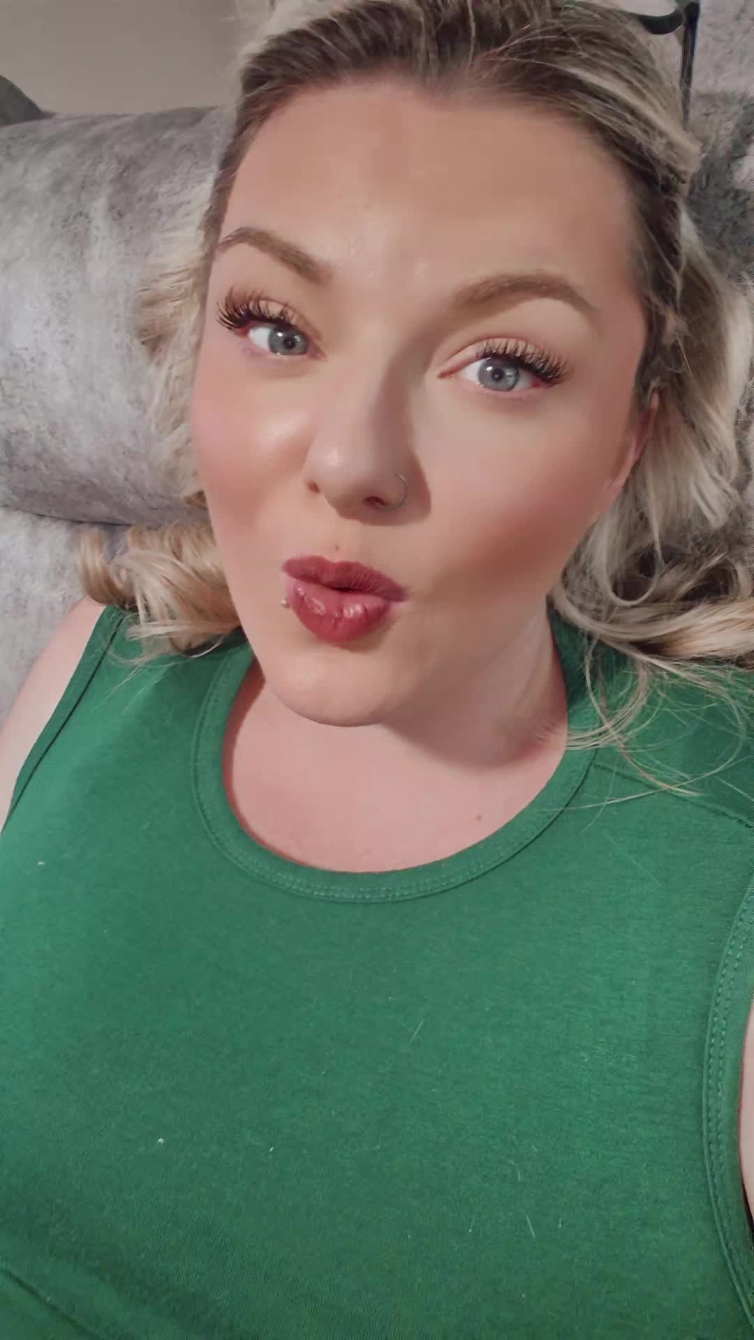 @Nikki-Louise993