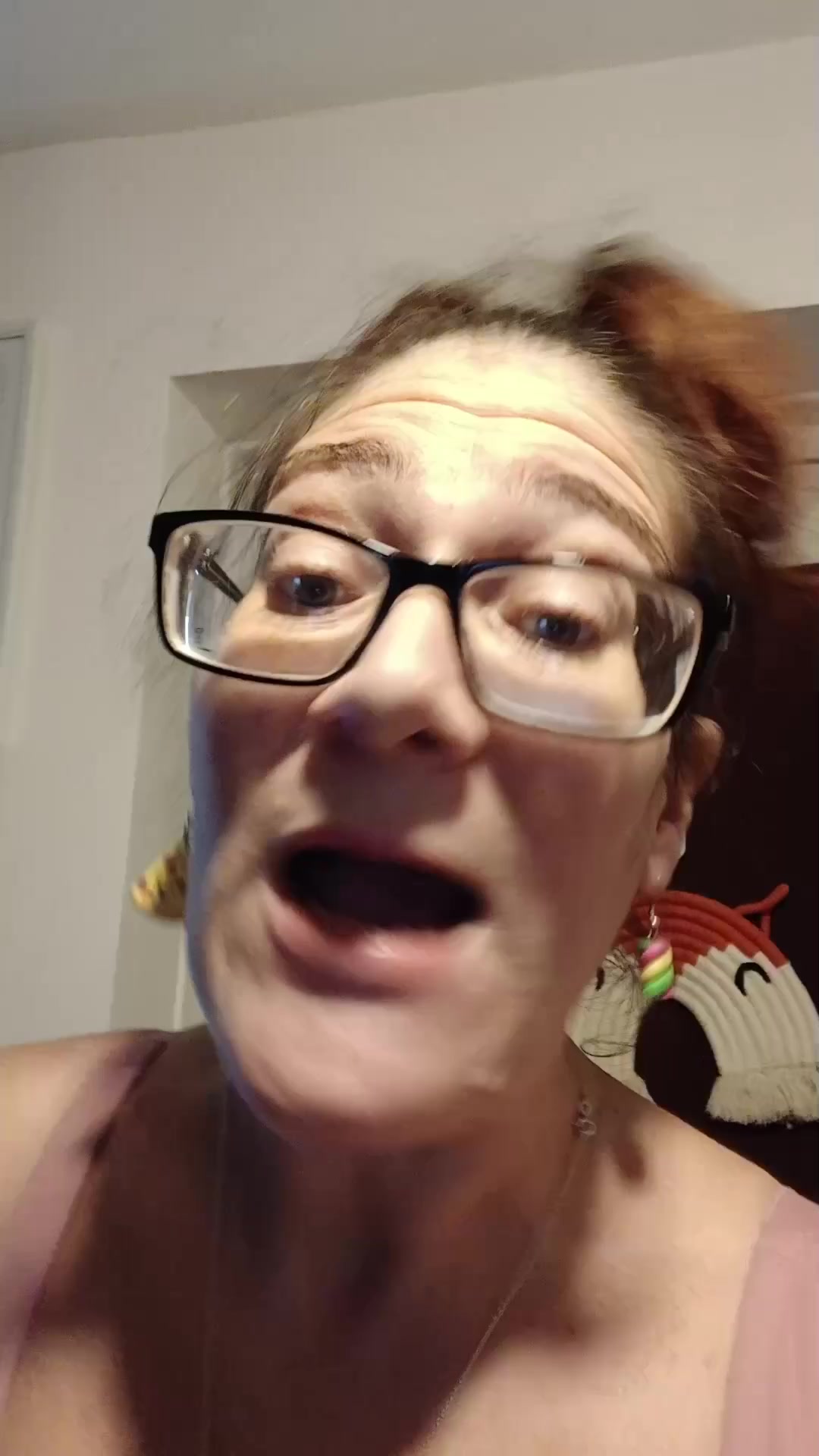 @foxymumof2
