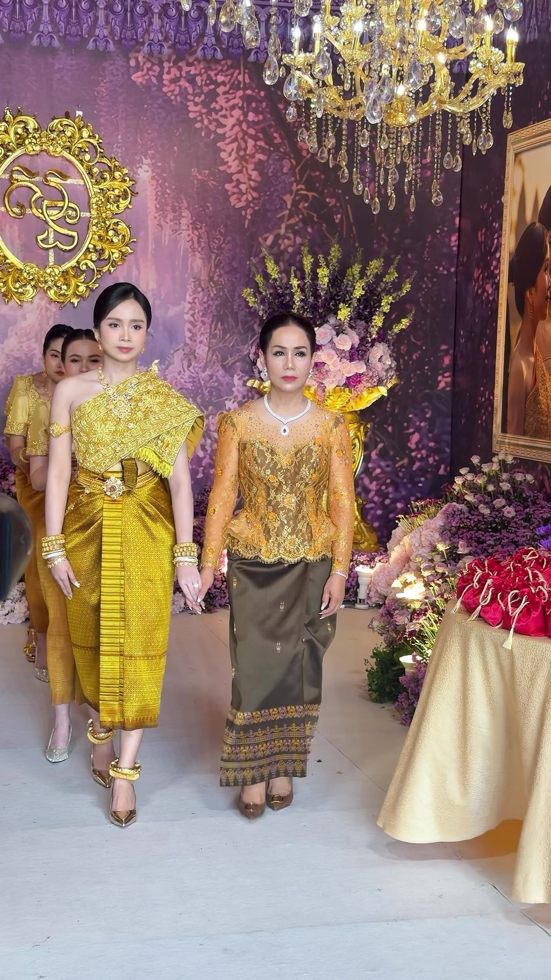 @អប្សរាទេវីហ្គោល