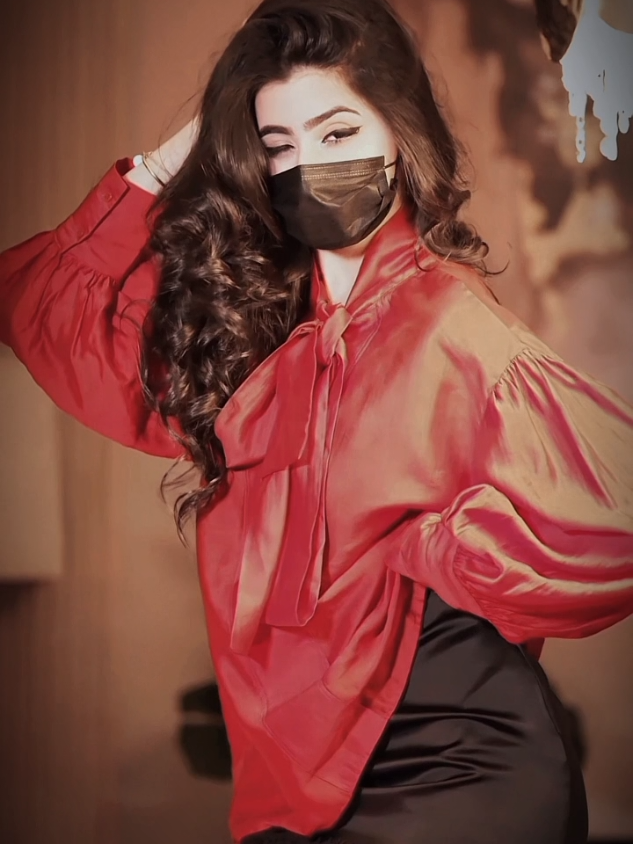 @~ it's Queen 👑🖤🔥~