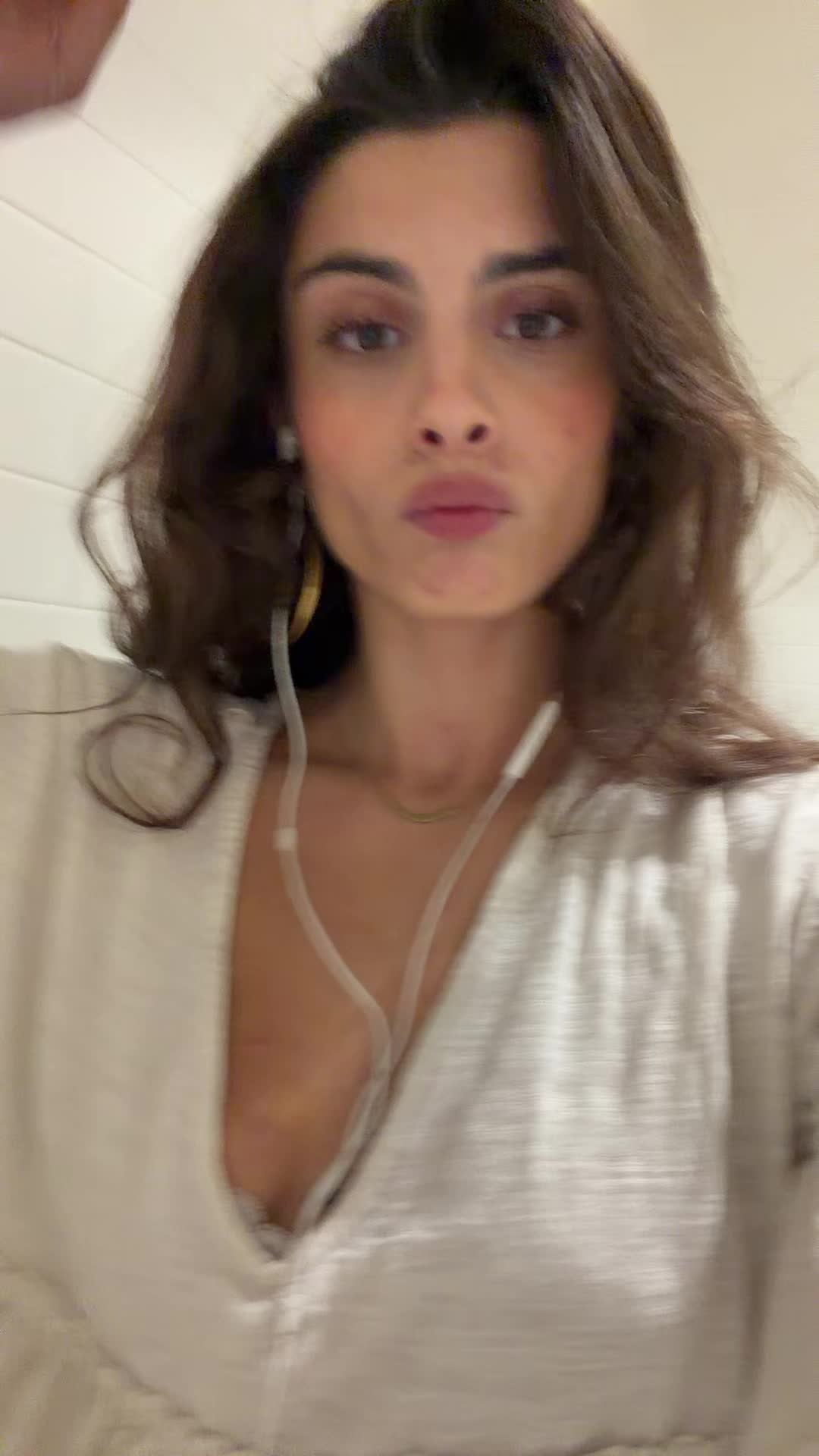 @Absolutlyavi