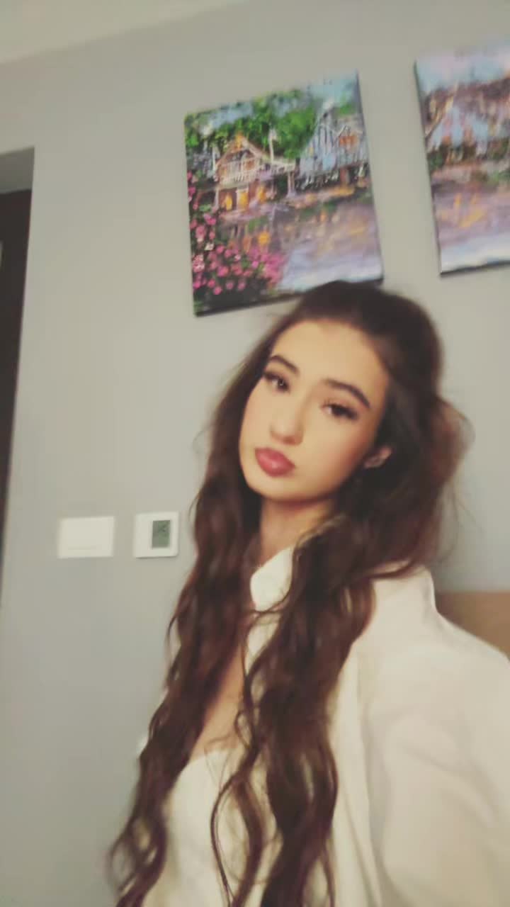 @Ianira