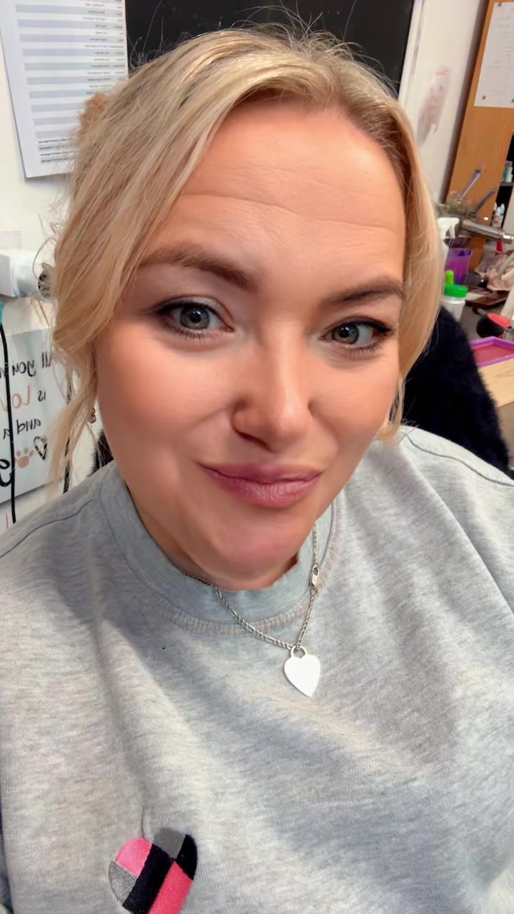 @MissxJules