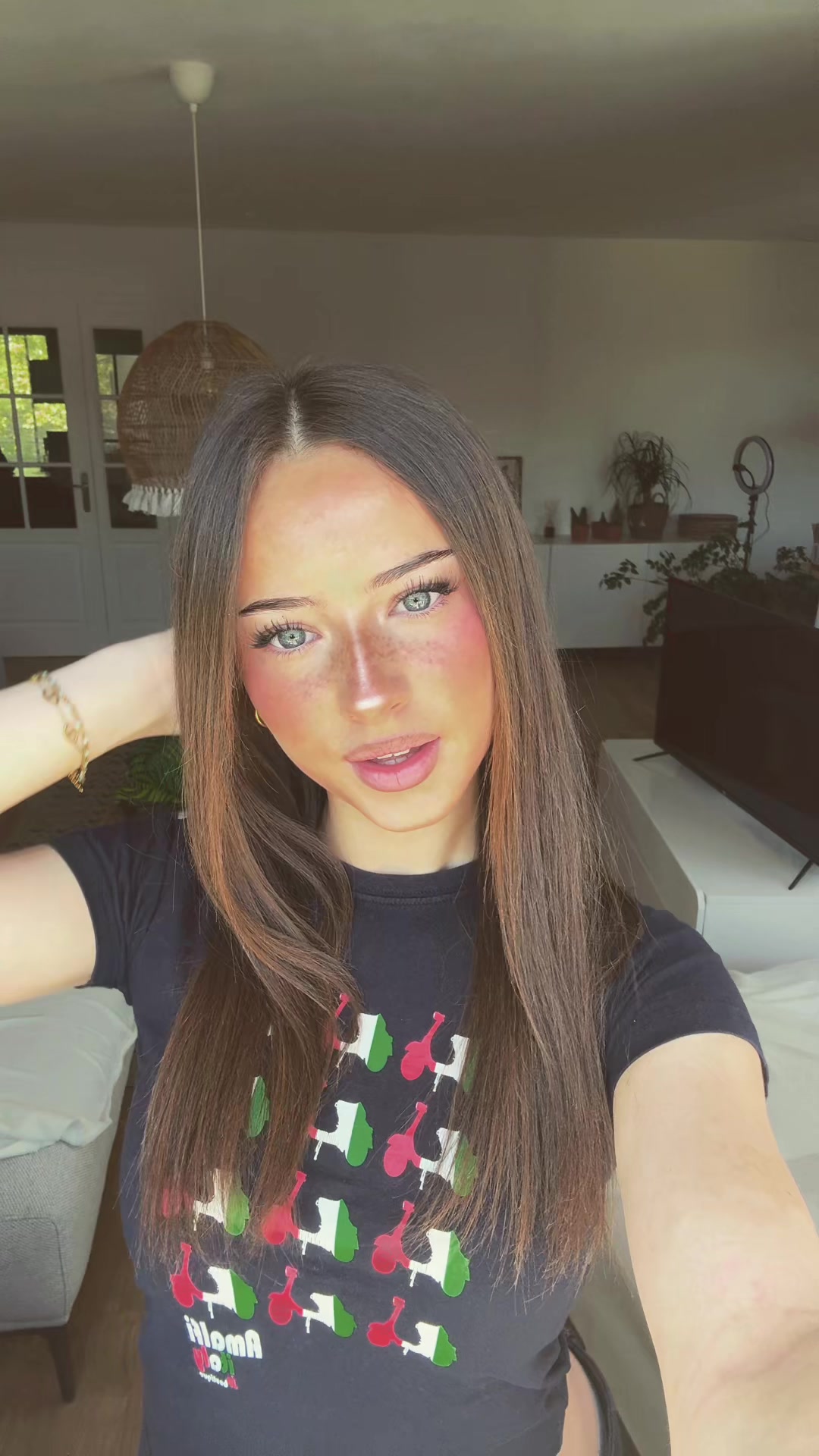 @𝐌𝐀𝐋𝐎𝐘𝐀 💞