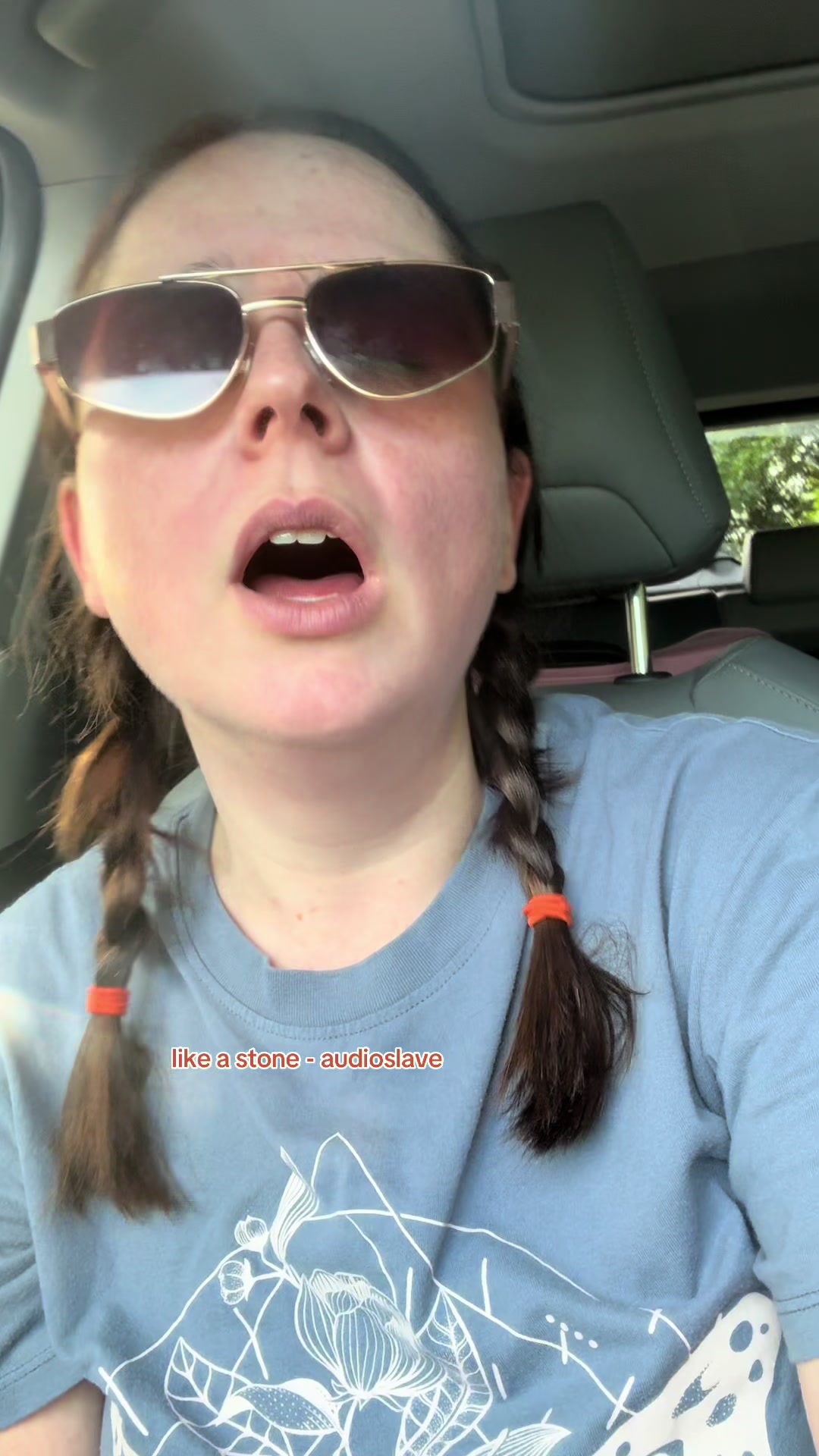 @Chatoyancy