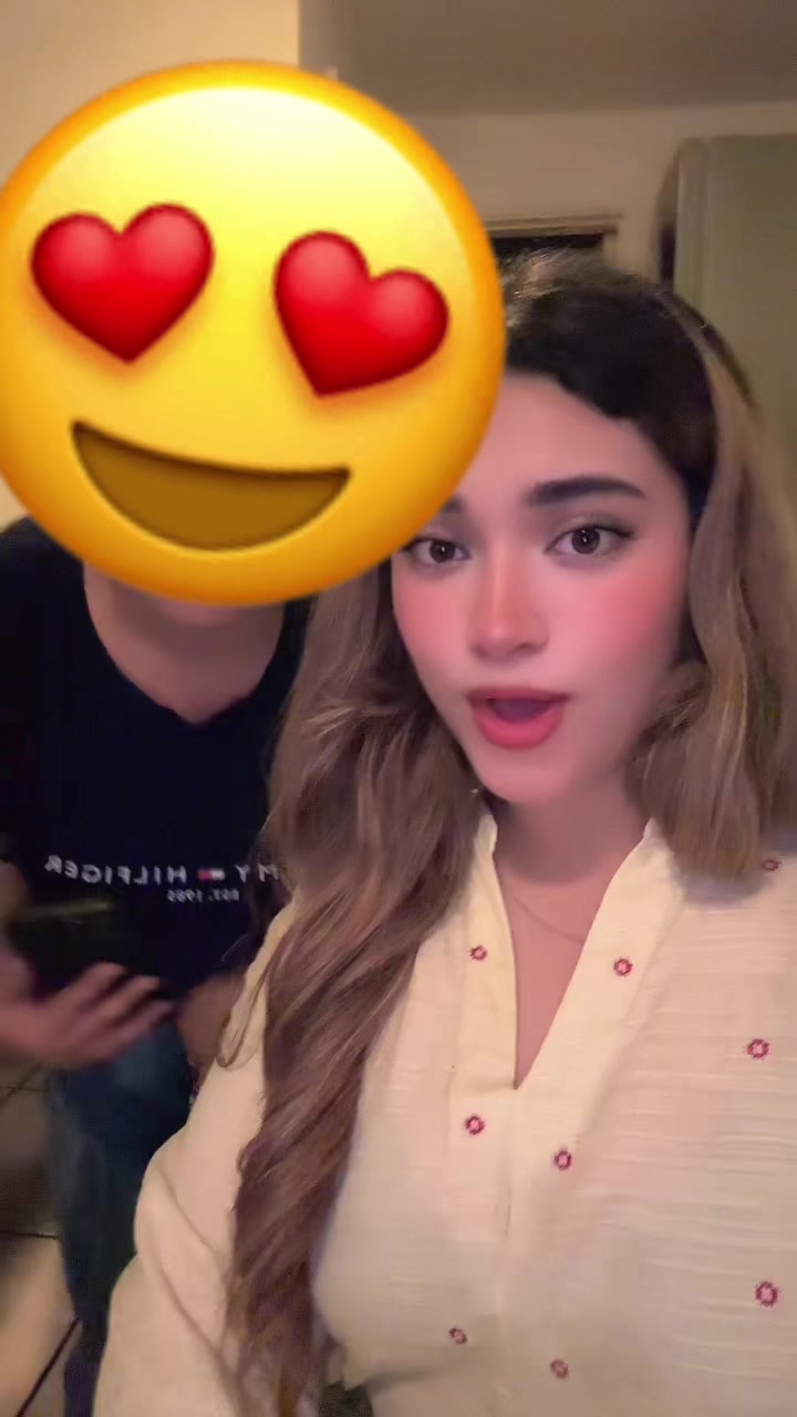 @Areeba 🌸