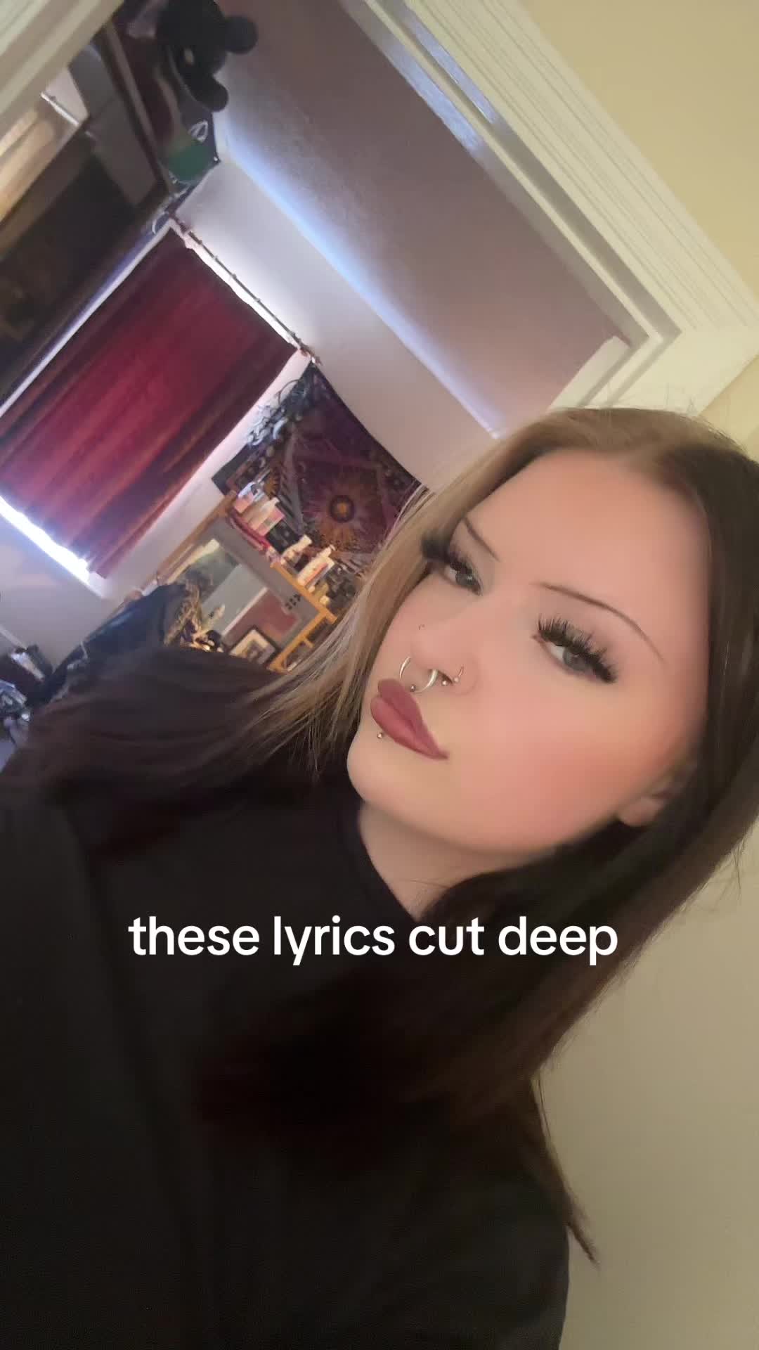 @FRANKIE โง