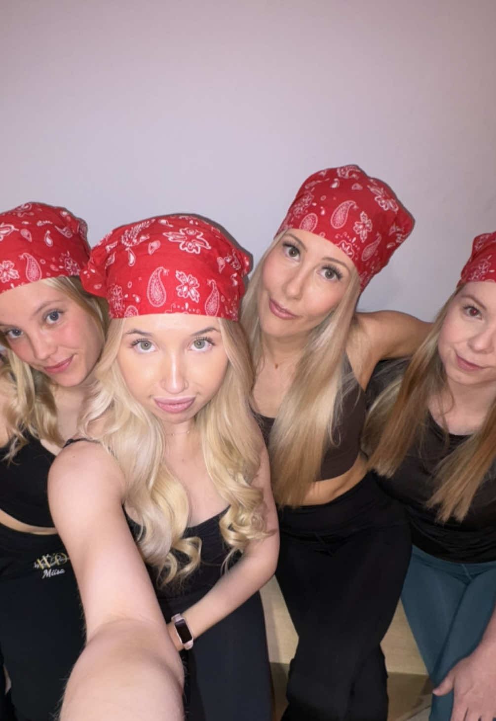 @WibesDancers