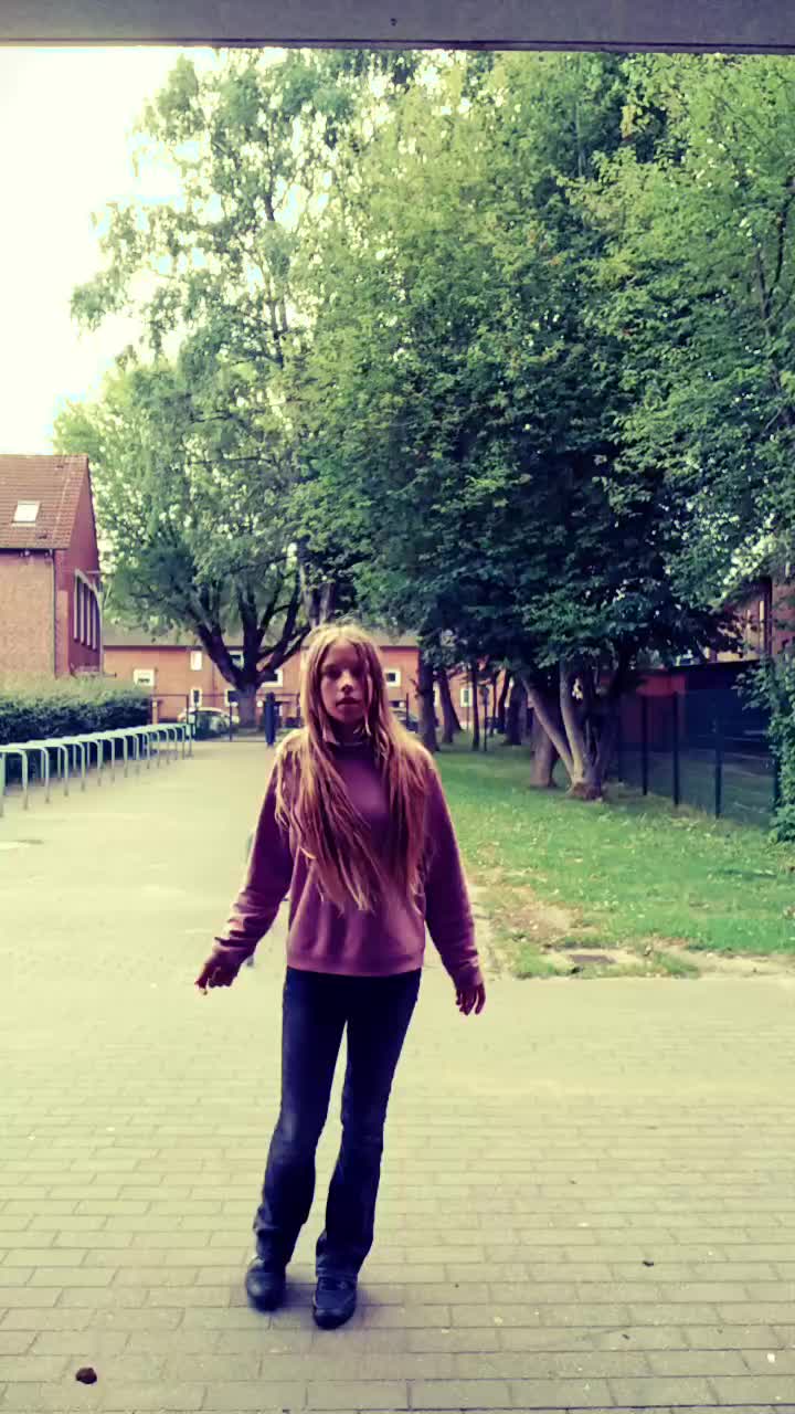 @Veronika โก๐ต๐ฑ/๐ฉ๐ช