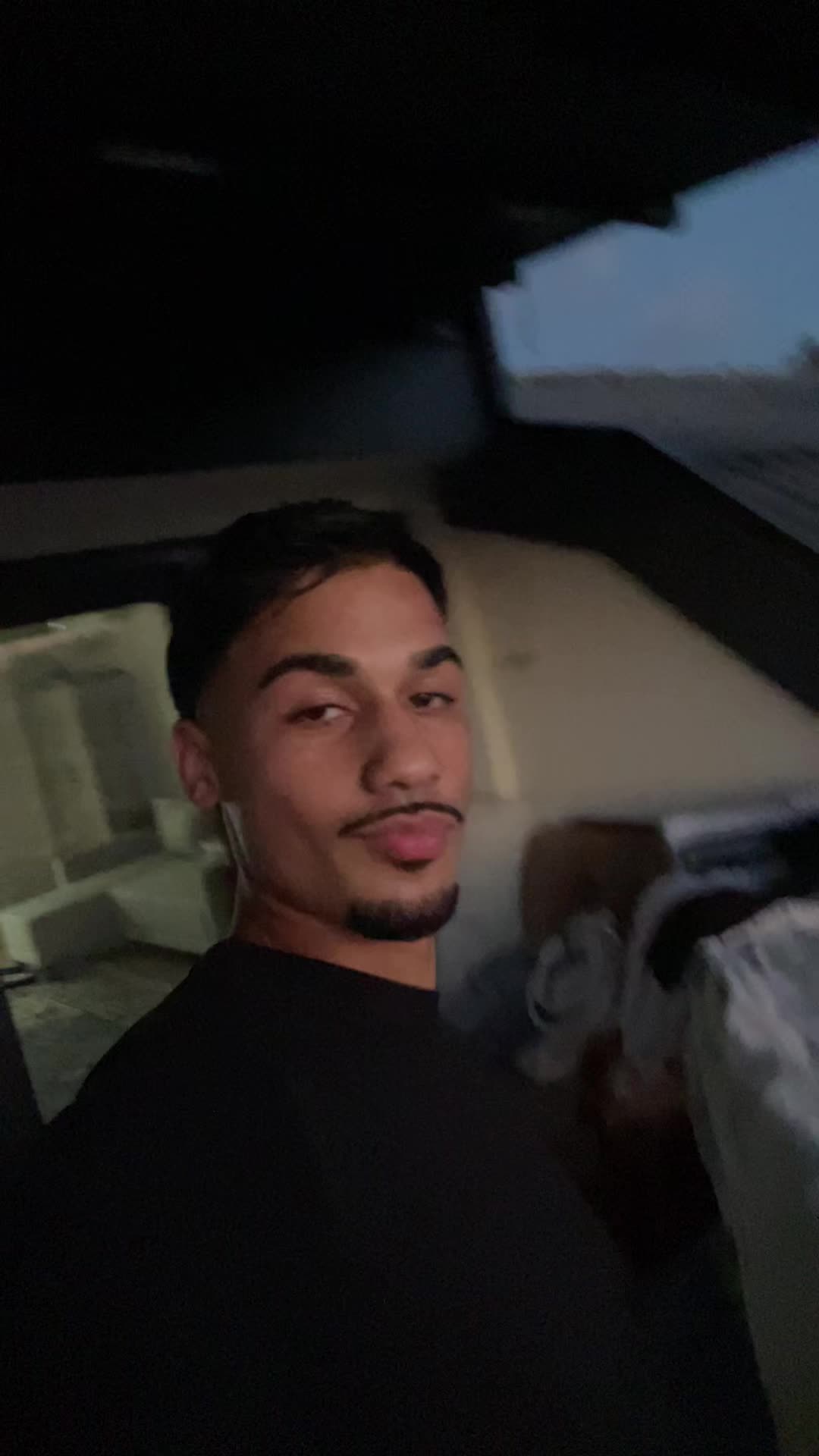 @kaihan.ae