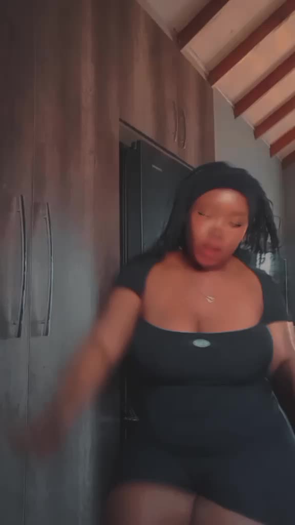 @_Lindokuhlenkosi👑