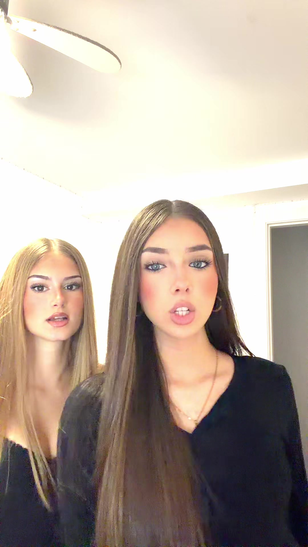 @💋