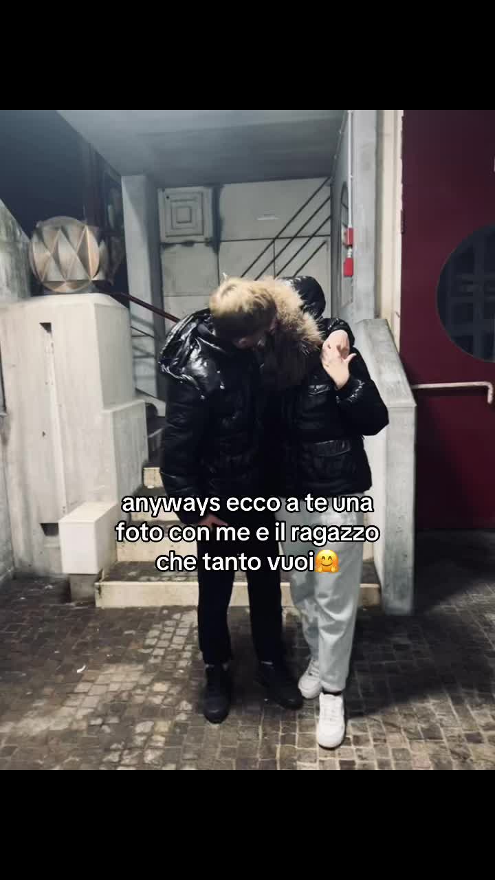 @lavibastea